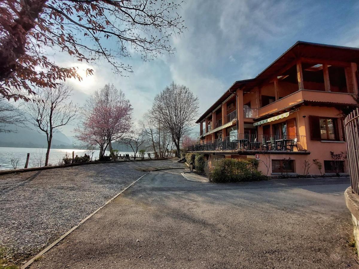 Villaggio Turistico Il Lago Dorato Carlazzo Exterior photo